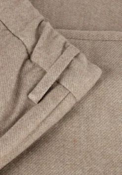 beige alberto chino jump