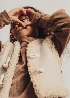 beige baje studio gilet syon