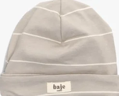 beige baje studio muts yuca