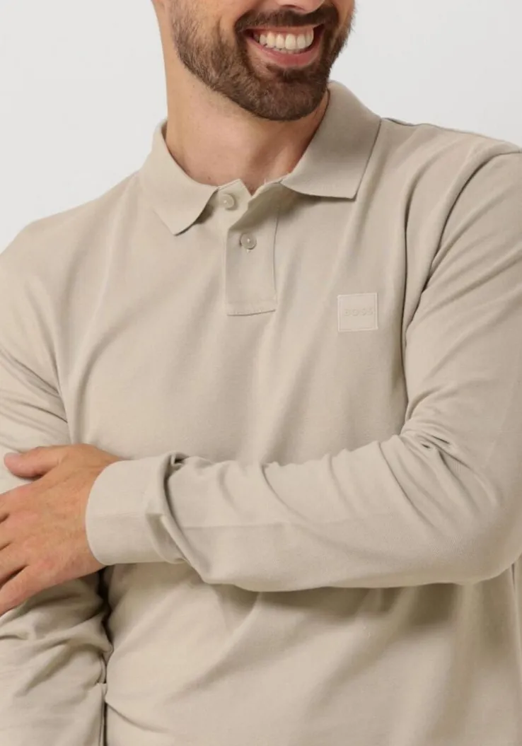 beige boss orange polo passerby