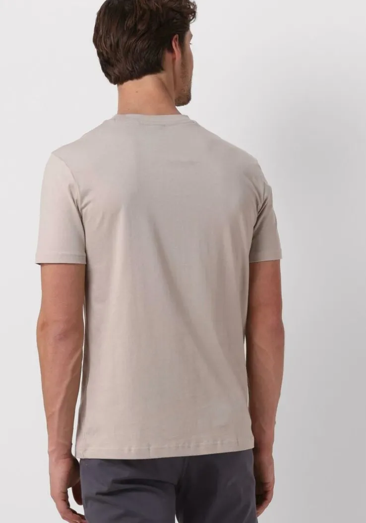 beige boss orange t-shirt thinking_1