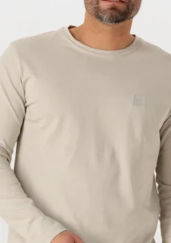 beige boss orange t-shirt tacks