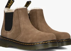 beige dr martens chelsea boots 2976 leonore t/j
