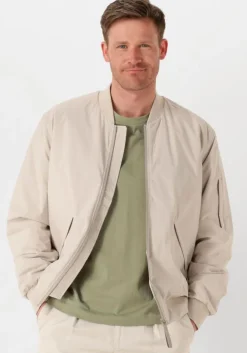 beige elvine jack gavyn