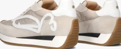 beige fred de la bretoniere lage sneakers yentl sign