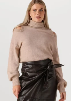 beige ibana coltrui tjico