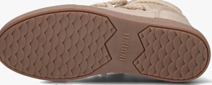 beige inuikii vachtlaarzen classic