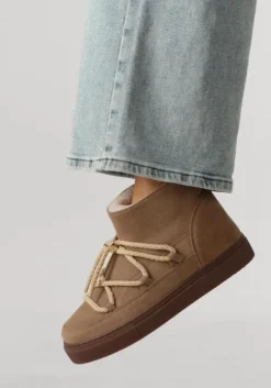 beige inuikii vachtlaarzen classic low