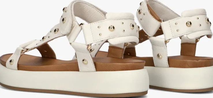 beige inuovo platte sandalen a96001