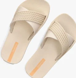 beige ipanema teenslippers street kids