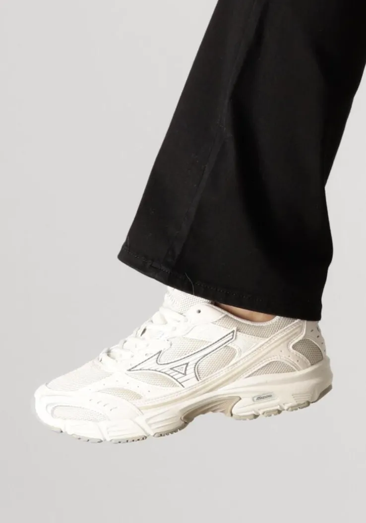 beige mizuno lage sneakers mxr dames
