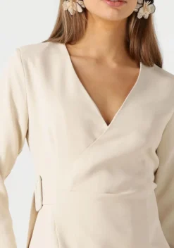 beige omoda atelier mini jurk om-bella x bo