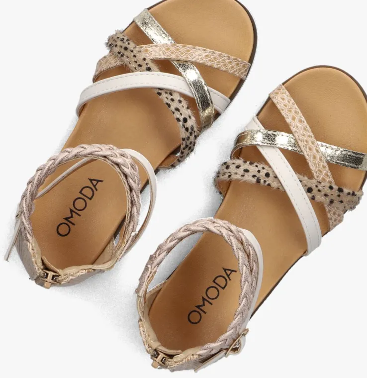 beige omoda platte sandalen pommelien