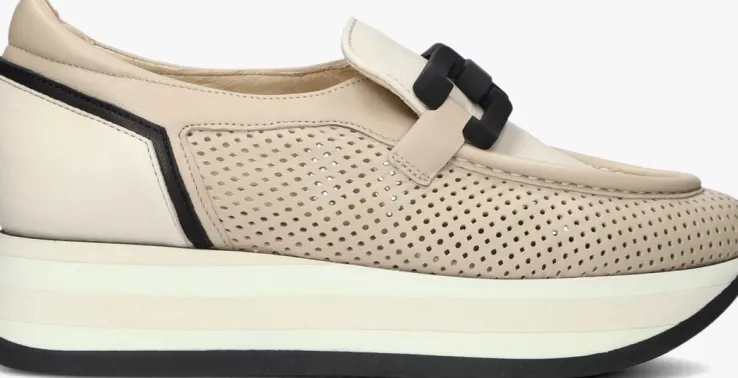 beige softwaves sneakers 7.78.94