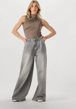 beige stefano lauran slingbacks 1yucca102