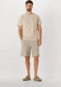 beige strøm clothing t-shirt t-shirt