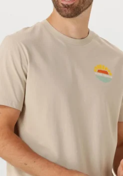 beige strøm clothing t-shirt t-shirt