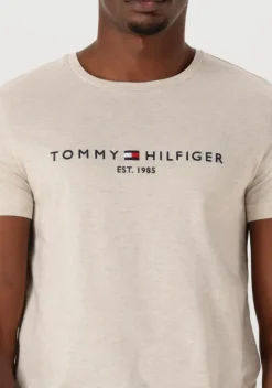 beige tommy hilfiger t-shirt tommy logo tee