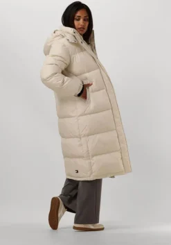 beige tommy jeans gewatteerde jas tjw alaska long puffer