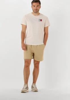 beige tommy jeans t-shirt tjm slim essential flag tee ext