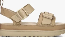 beige ugg platte sandalen w goldenstar villa