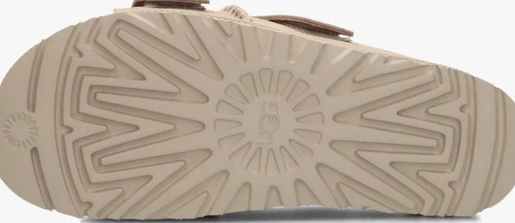 beige ugg slippers w goldenstar hi slide