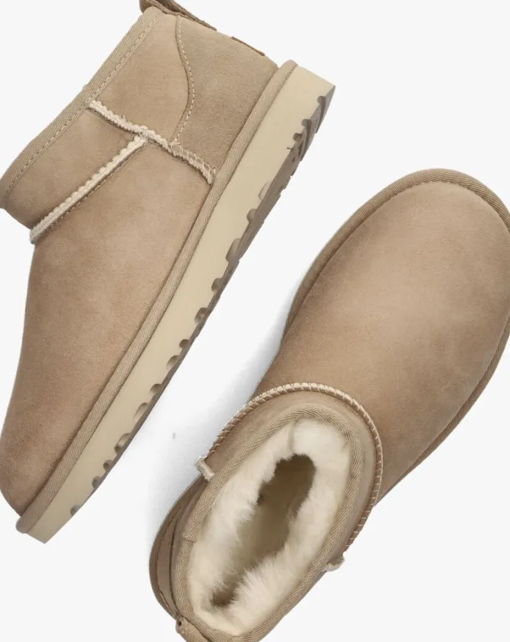 beige ugg vachtlaarzen w classic ultra mini