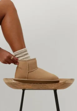 beige ugg vachtlaarzen w classic mini ii