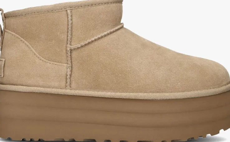 beige ugg vachtlaarzen w classic ultra mini platform