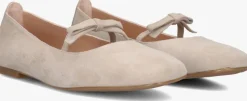beige unisa ballerina's betar