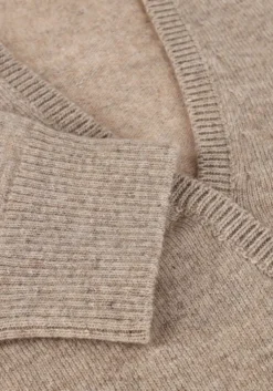 beige vanilia trui peekhole wrap sweater