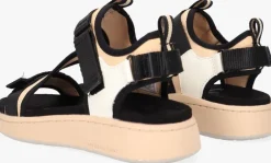 beige woden platte sandalen emilie