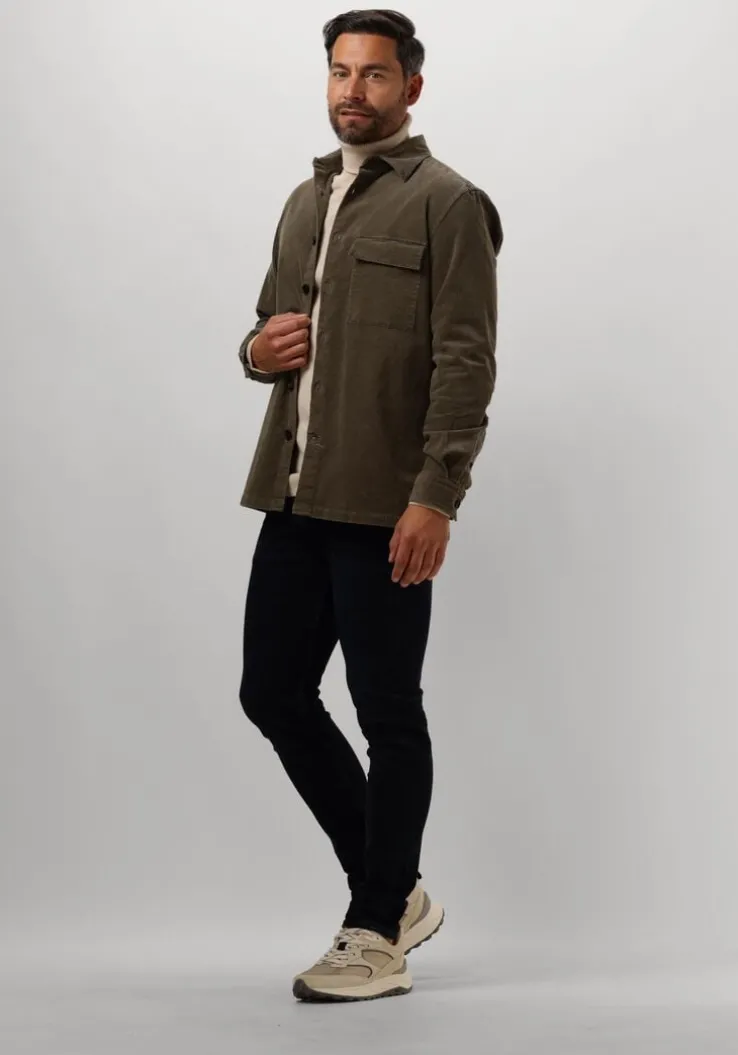 beige woolrich lage sneakers running man