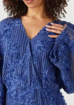 blauwe alix the label mini jurk knitted tape lace dress