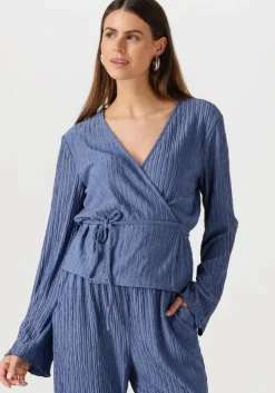 blauwe colourful rebel top winona structure wrap top