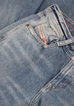 blauwe diesel bootcut jeans 1969 d-ebbey