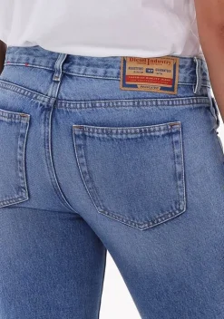 blauwe diesel bootcut jeans 1969 d-ebbey