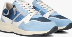 blauwe piedi nudi lage sneakers kara 04.05