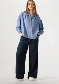 blauwe vanessa bruno schoudertas nano moon