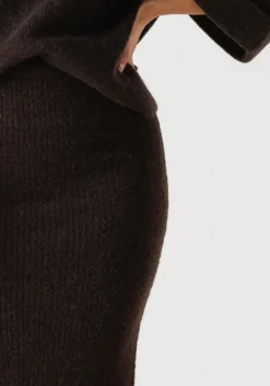 bruine bellamy midirok mayke