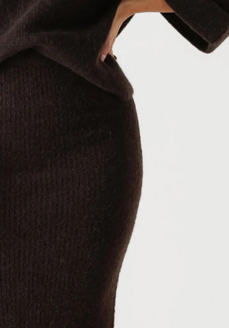 bruine bellamy midirok mayke