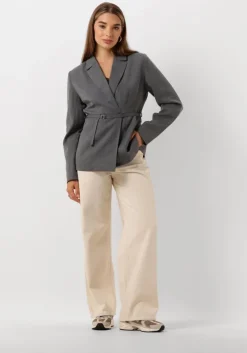 bruine cc heart t-shirt basic v-neck t-shirt