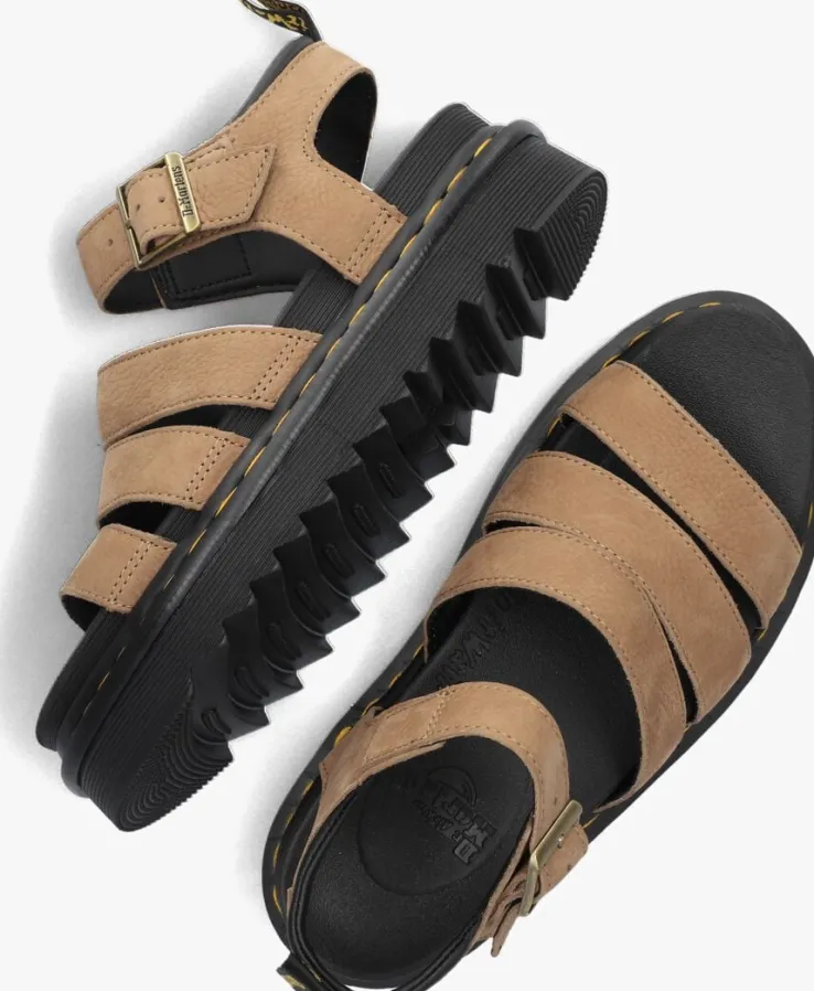 bruine dr martens platte sandalen blaire