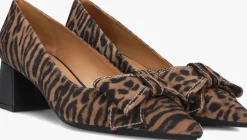 bruine lodi pumps cheneri