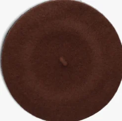 bruine notre-v hoed mindy baret