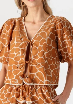 bruine scarlett poppies top kacie top