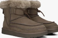 bruine ugg vachtlaarzen classic mini alpine