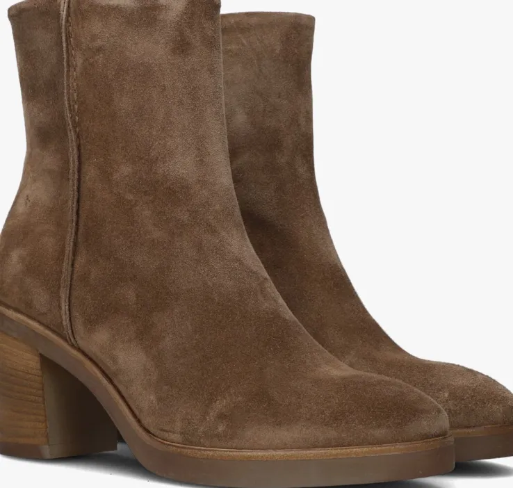 bruine via vai enkellaarsjes taara enkel