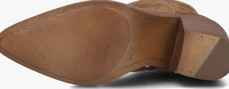 bruine via vai enkellaarsjes kailee