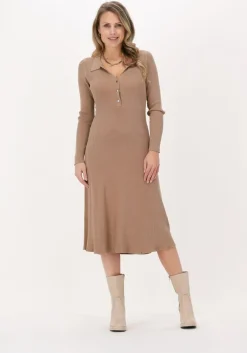 camel neo noir midi jurk mira soft knit dress